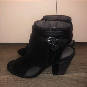 White Mountain Black Heels!